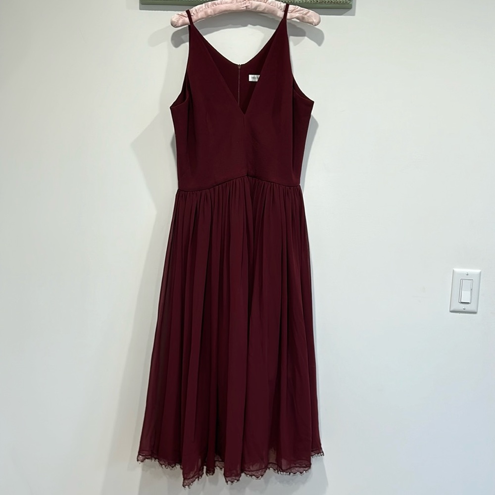 Dress the Population Women's sleeveless midi low fit and flared cut dress xxl